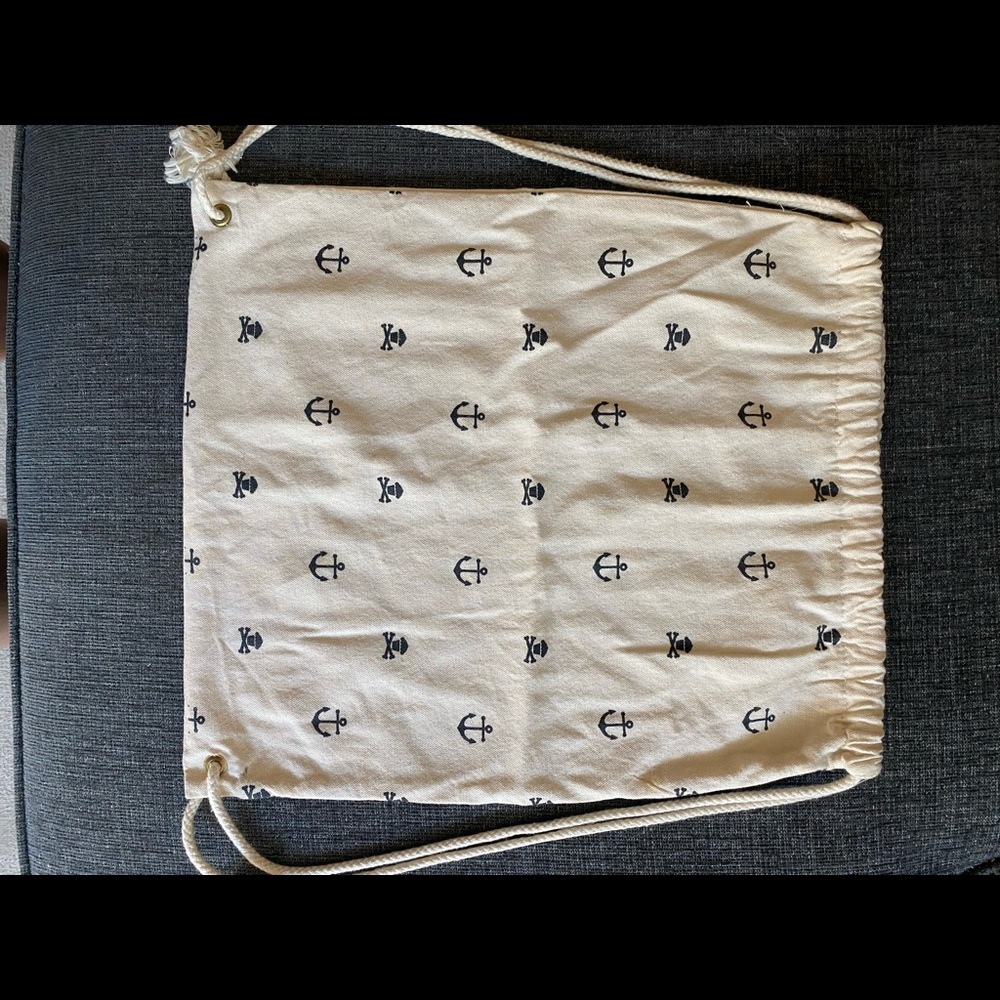 Johnny Cupcakes cinch bag